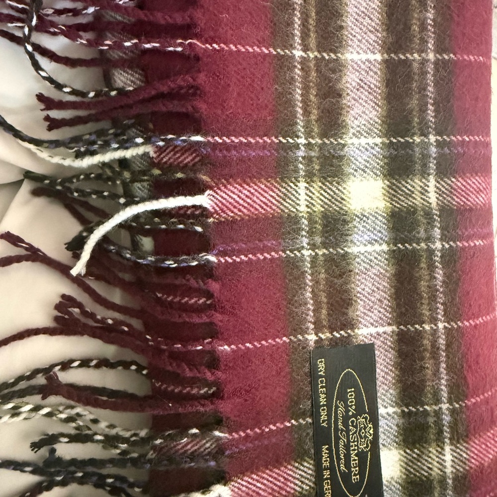 Burgundy Plaid 100% Cashmere Made in Germany Wool Scarf